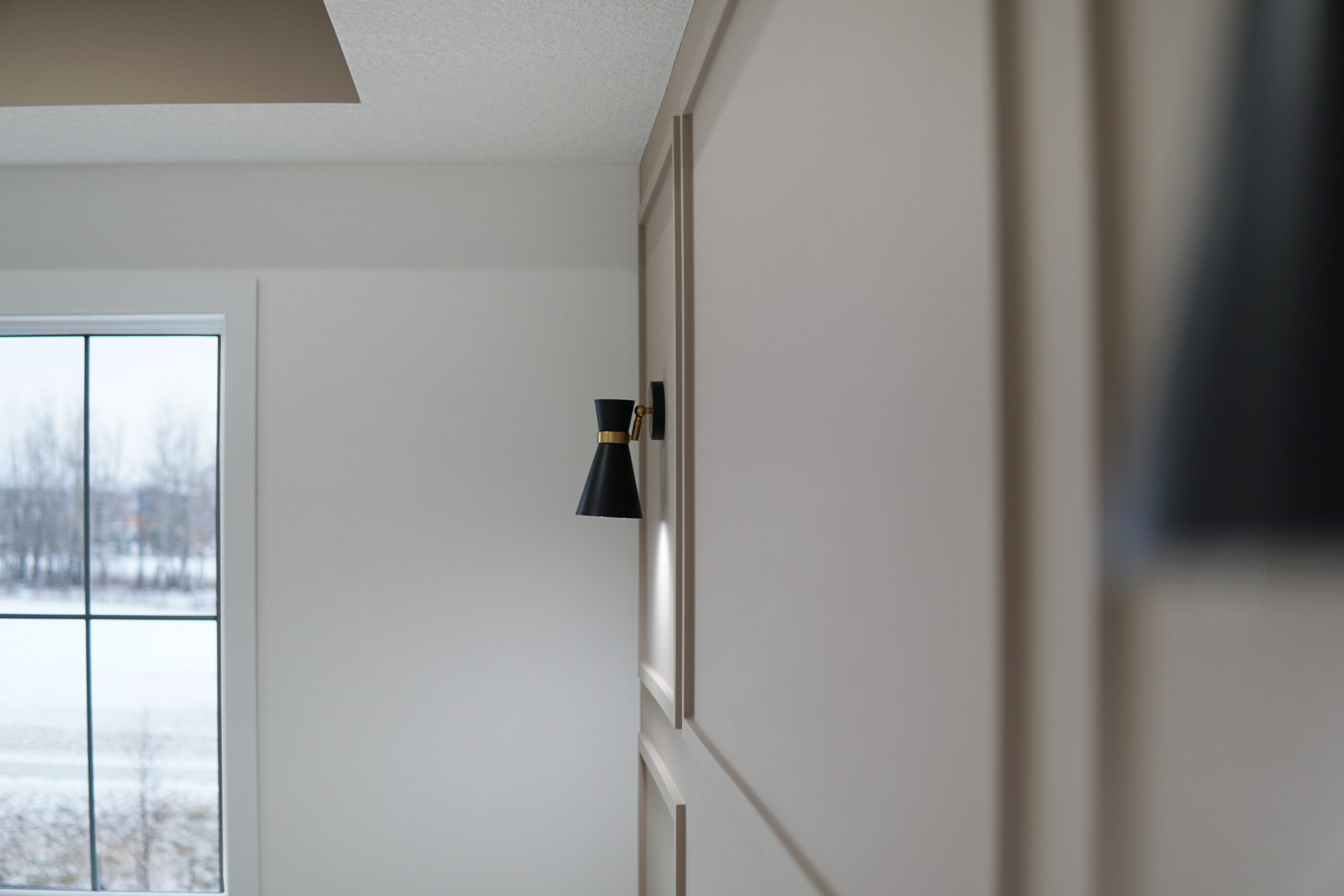 High dynamic range real estate interior photography