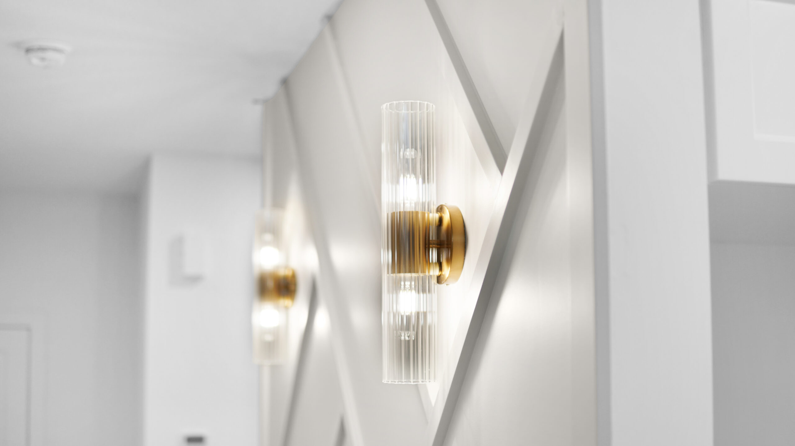 Dining room with wooden table